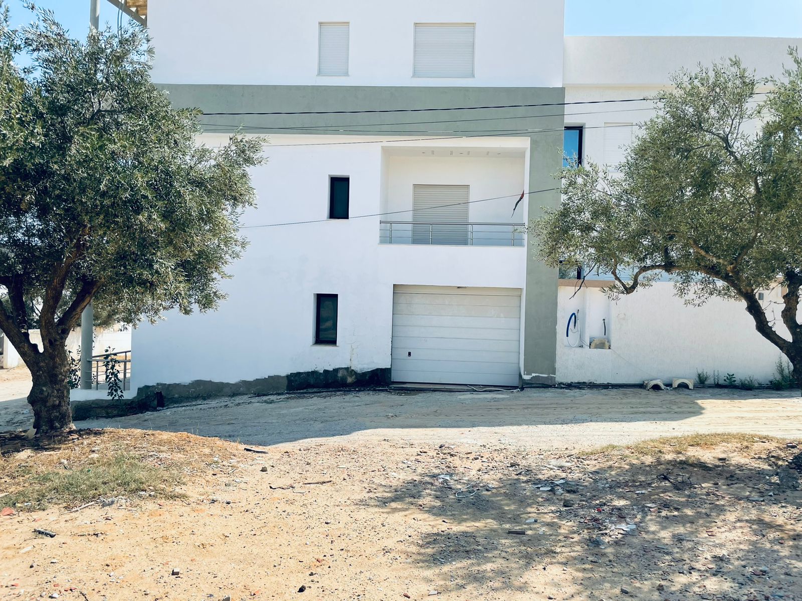 c5b8f182-5caa-44dc-a8e3-ae282a03a94e