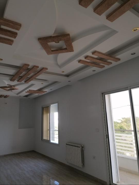 A louer Étage d&rsquo;une villa haut standing à Rades méliène