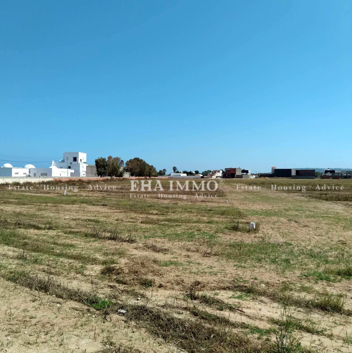 terrain à vendre dans un endroit magnifique kerkouene