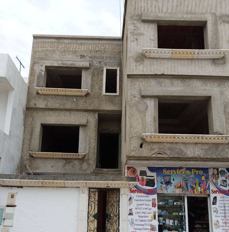 A vendre maison RDC+2etage