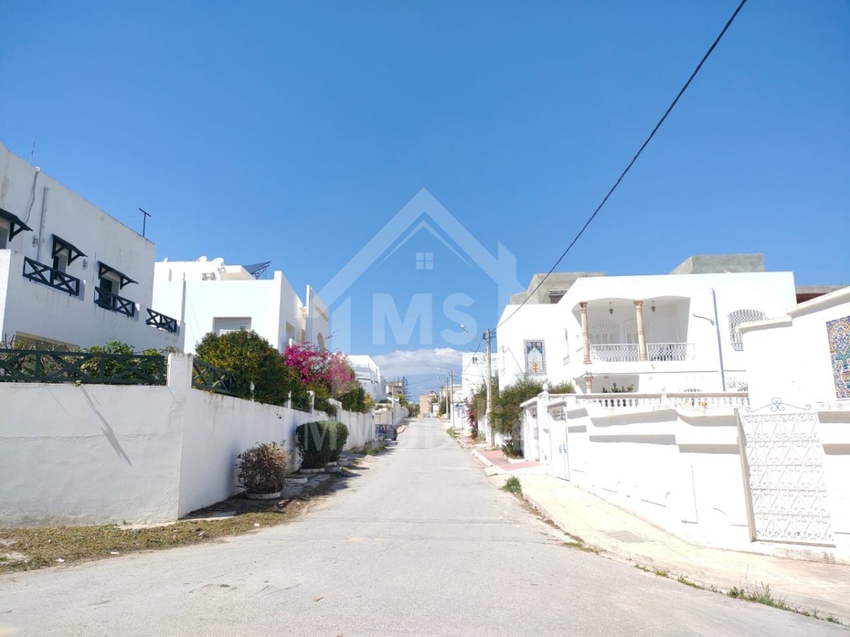 Lot de terrain de 250 m² à AFH Manaret el Hammamet à vendre 51355351