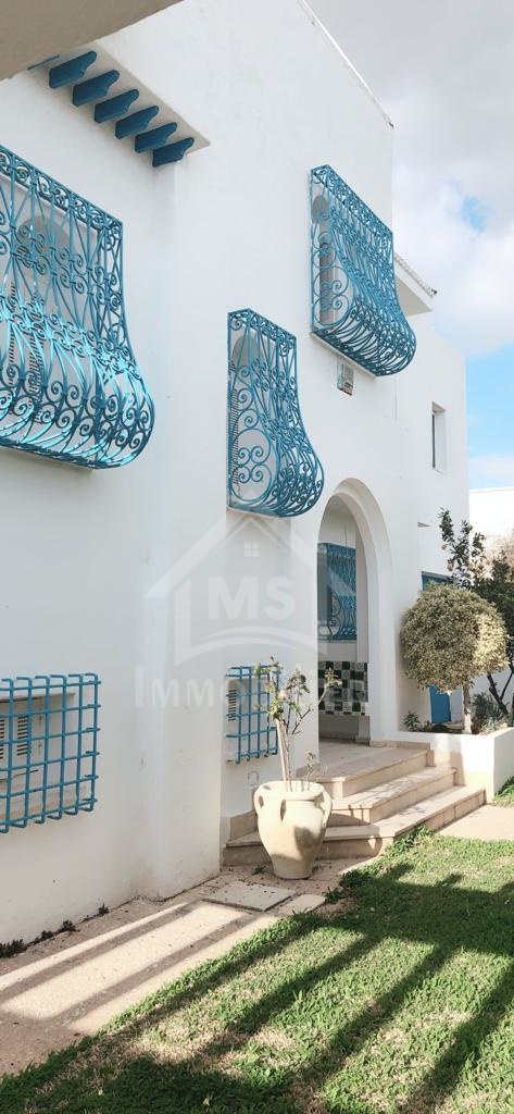 Une charmante villa avec piscine à Jinen El Hammamet à vendre 51355351
