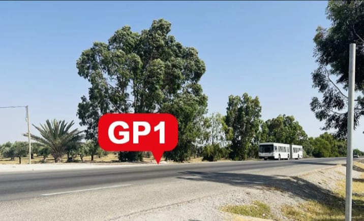 400 م² في بلاصة عامرة و كلها فيلات