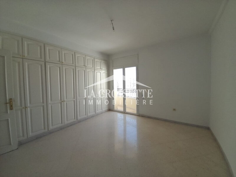 Appartement s+2 à ain zaghouan el wahat MAL0501