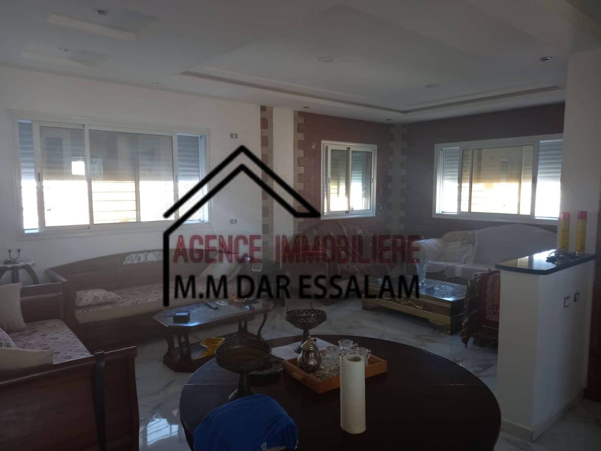 villa avec piscine à vendre