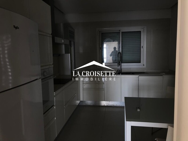 Appartement S+3 Vue Sur Lac MAL0747