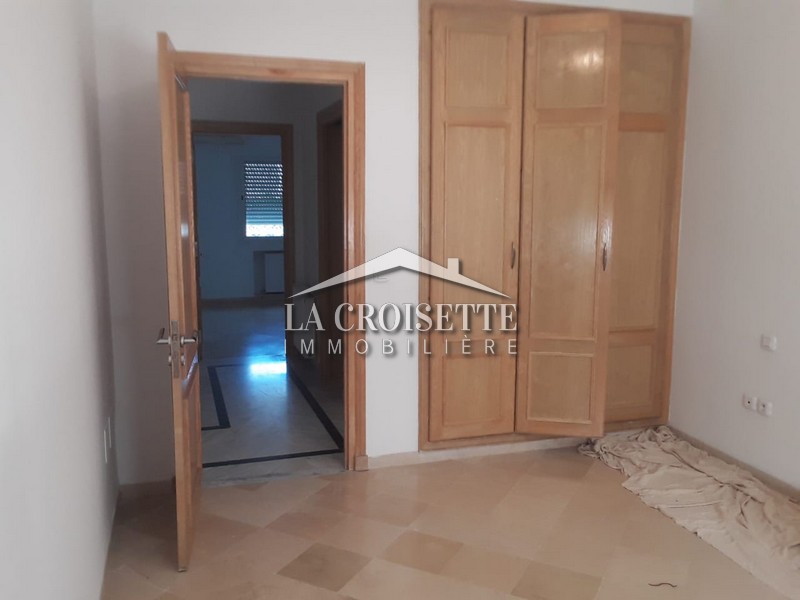 Appartement S+2 à La Marsa ZAV1591