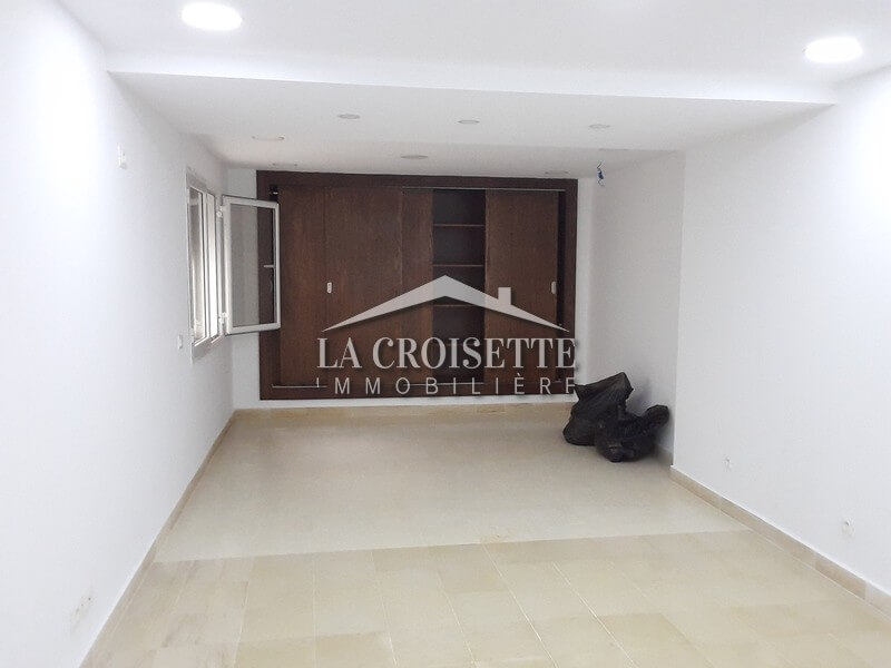 Un Bureau En H3 Aux Jardin De Carthage ZBL0195