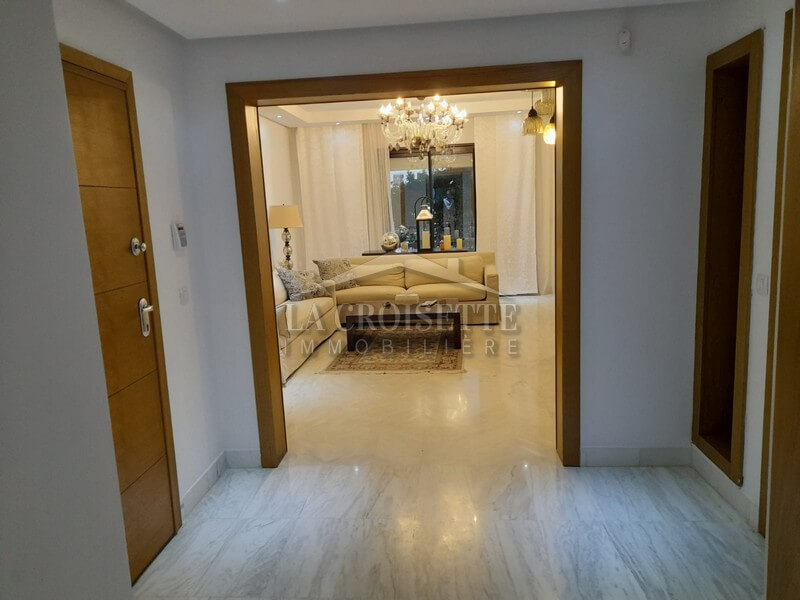 Appartement S+3 avec jardin à La Marsa MAL0748