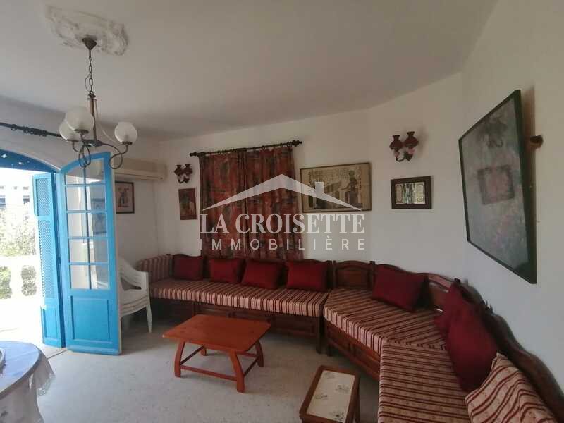 etage de villa meublé s+1 avec terrasse zel0474