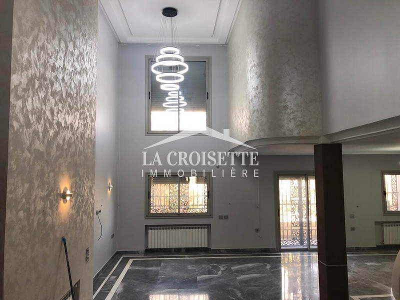 Duplex S+3 avec terrasse aux Jardins de Carthage