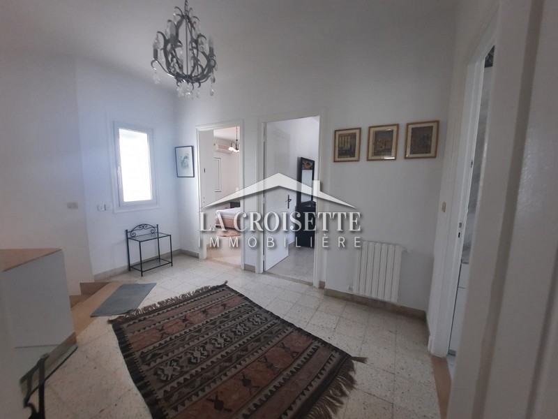 Villa S+3 meublée à La Marsa
