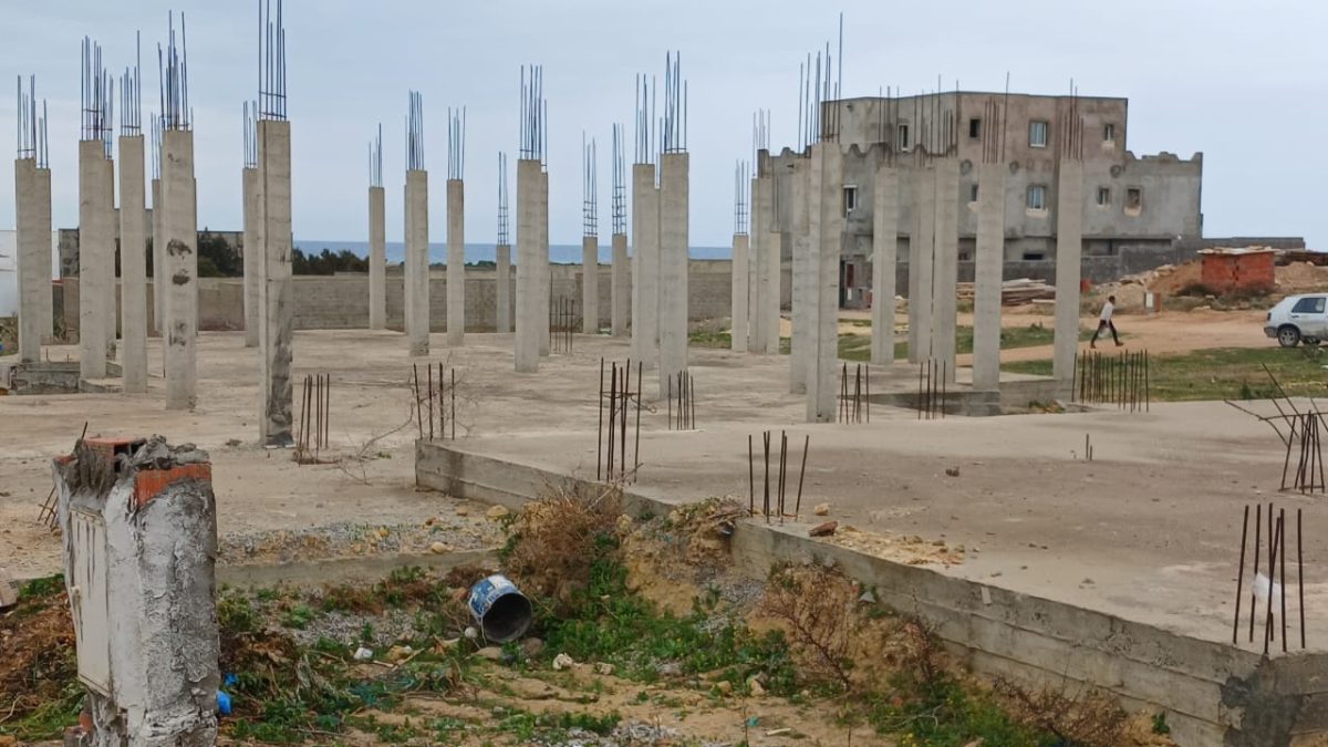 Vente d&rsquo;un terrain à Chat Zouhour Korba