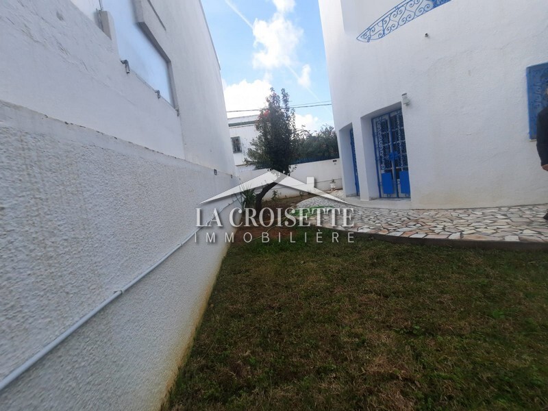 Villa S+3 à La Marsa  MVL1219