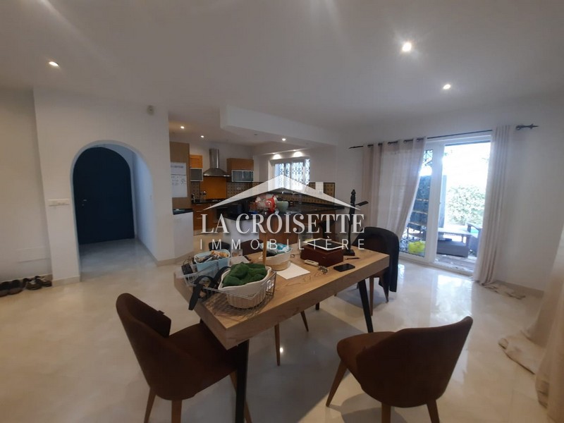 Duplex S+3 avec piscine à Gammarth MDL0571