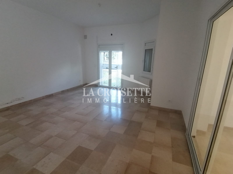 Villa S+4 à La Marsa  ZVL1509