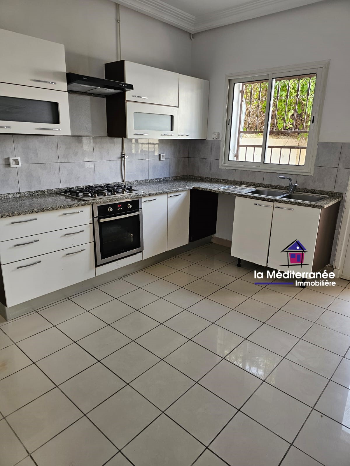 b6b9ef32-964b-41bc-83f3-d66556cf4a0e