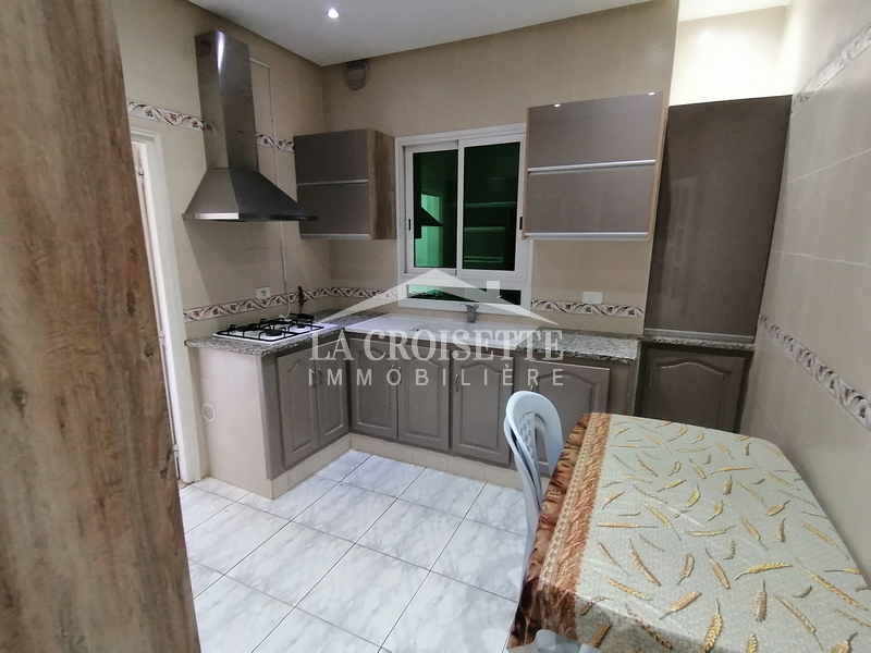 Etage de villa meublé S+3 aux Jardin de L&rsquo;aouina ZEL0458