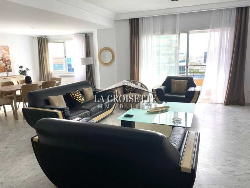 Appartement S+3 avec chambre de service meublé  au Lac 2 MAL1016