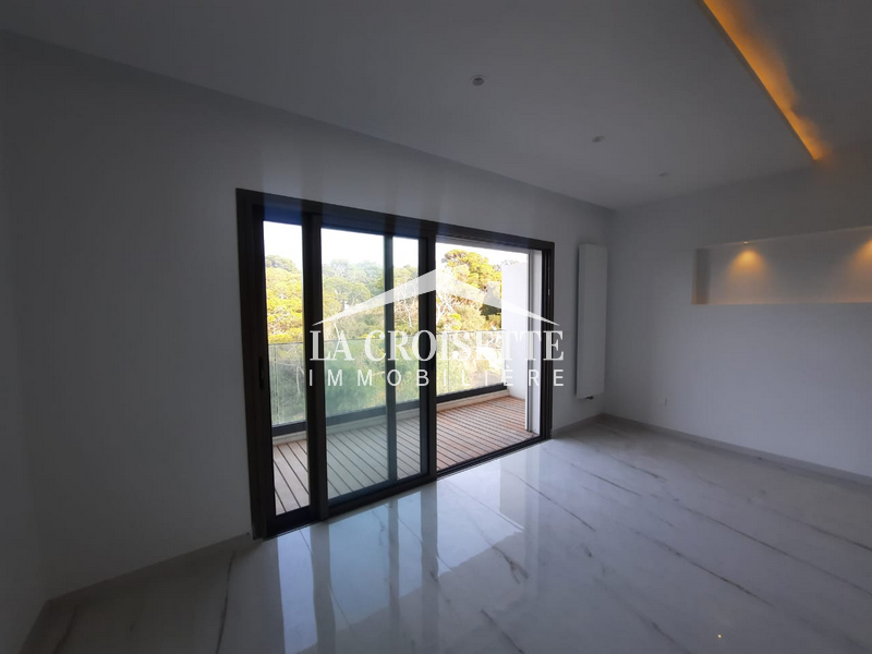 Duplex S+2 avec terrasse à Gammarth MDL0549