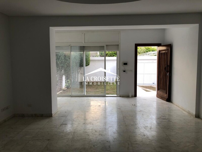 Rez-de-chaussée S+3 avec Jardin à La Marsa ZRCL0285