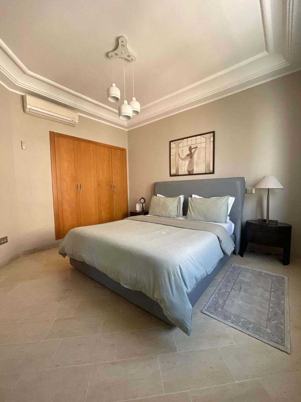 A vendre un appartement S+1 au lac 2