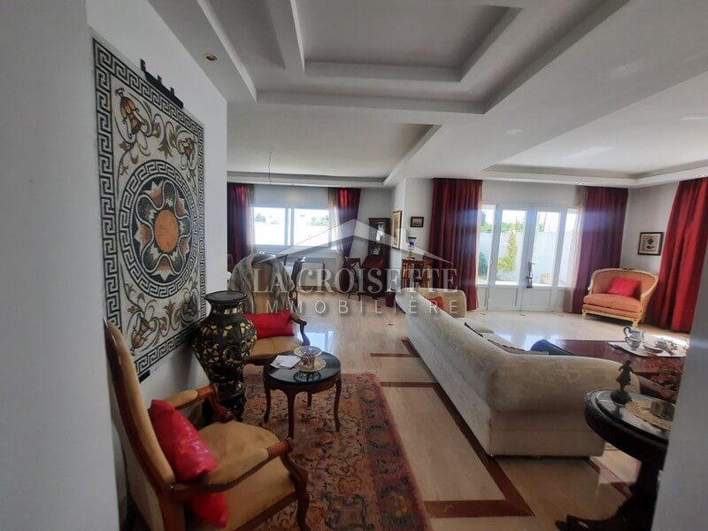 Villa plain-pied S+3 meublée à La Soukra MVL1172