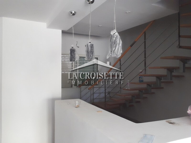 Local commercial à Ain Zaghouan Nord ZCV0100