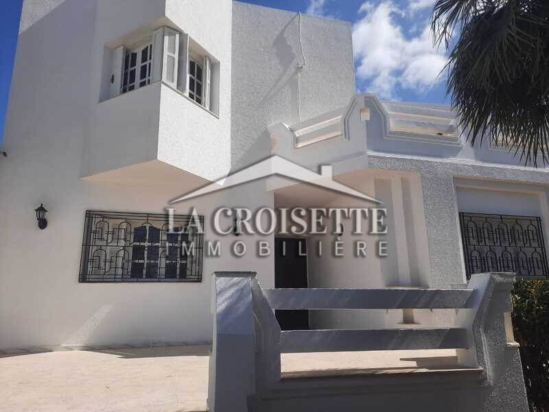 Villa S+6 pour usage bureautique à La Marsa ZBL0420