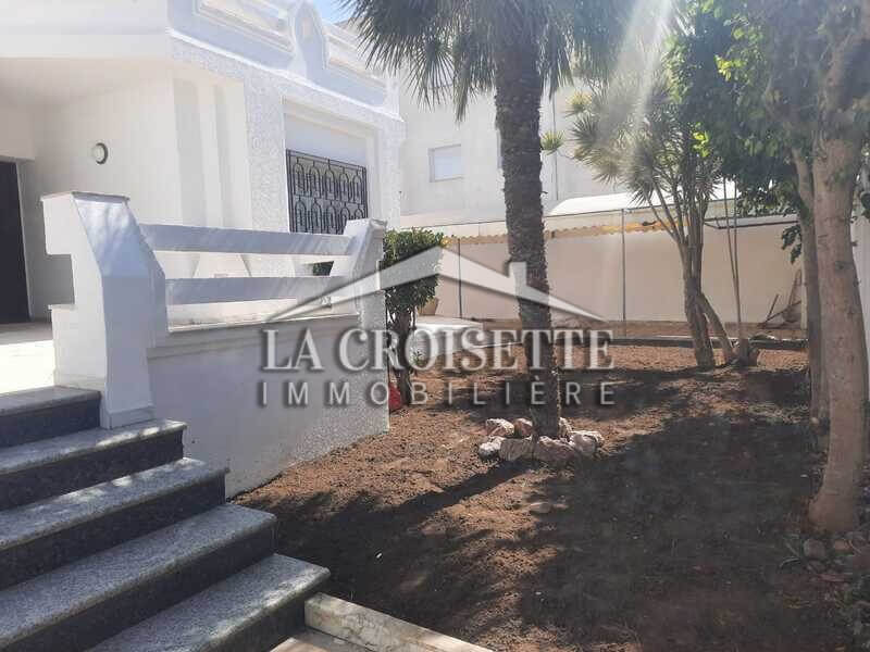 Villa S+6 à La Marsa MVL0580