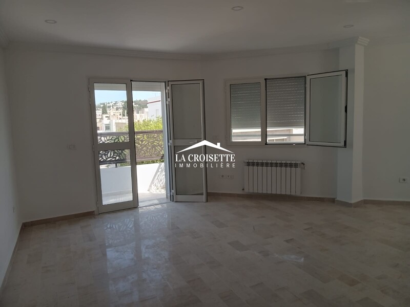 Appartement S+3 à La Marsa ZAL1090