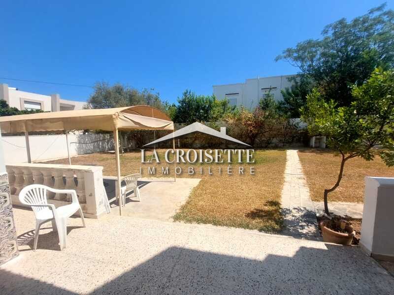 Villa S+7 avec deux niveaux séparés à La Marsa  MVL1577