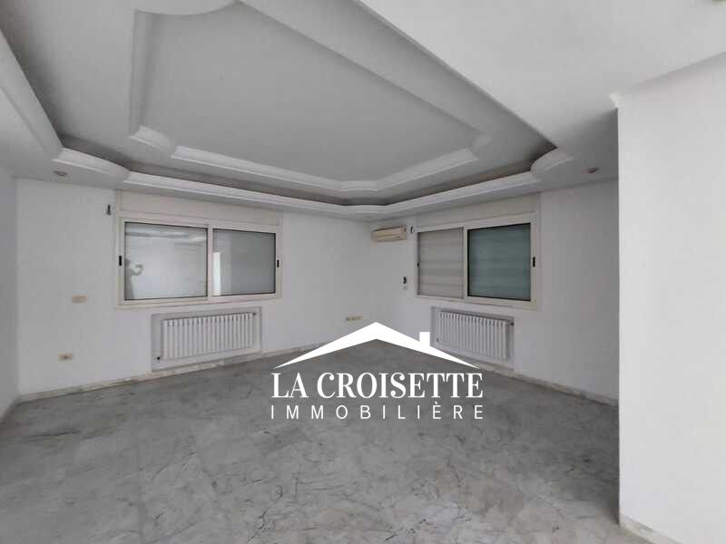 Villa S+3 à La Marsa MVL1585