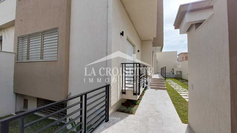 Duplex S+3 avec jardin à La Soukra MDL0631