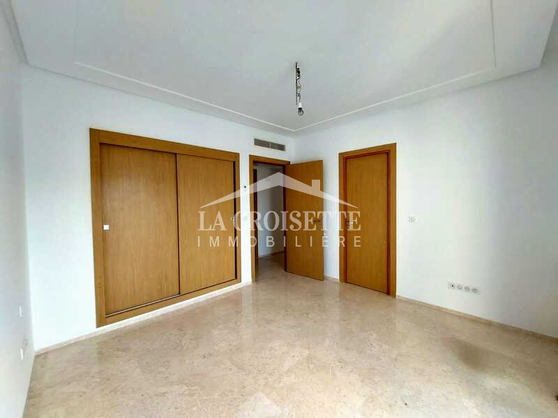 WhatsApp Image 2024-12-11 at 10.39.55 - Copie