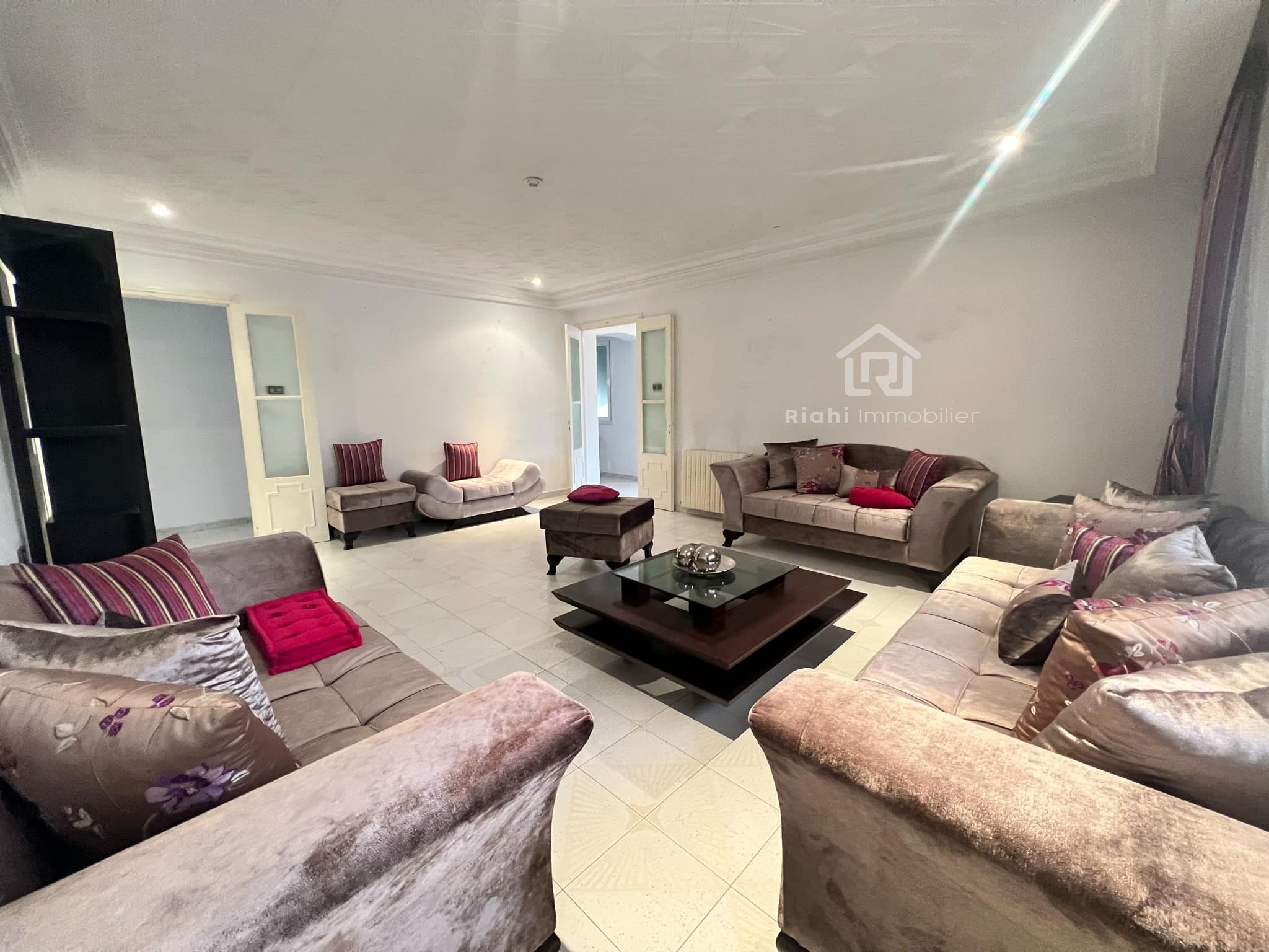 474810329_1067710378702216_1942577792502455974_n