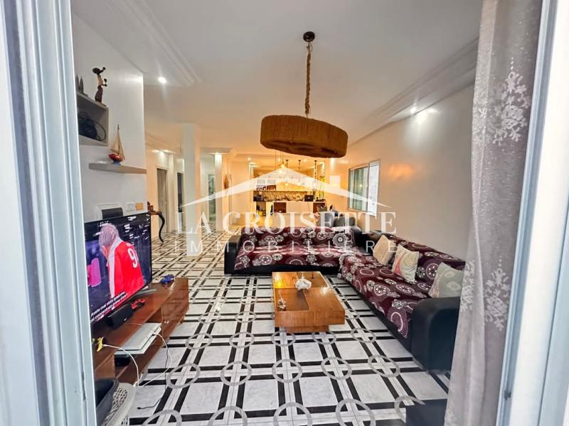 Etage de villa S+3 à La Soukra ZEL0526