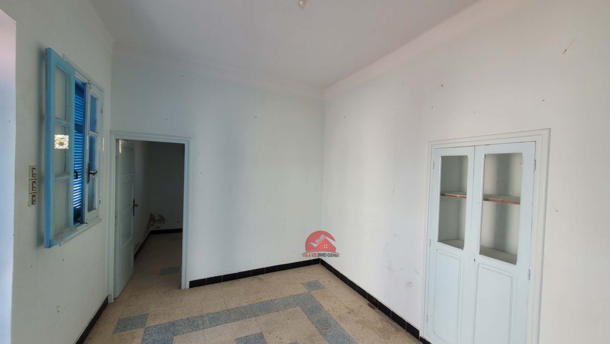 a4f021cd-c371-4bd9-aa41-9607364da0f1
