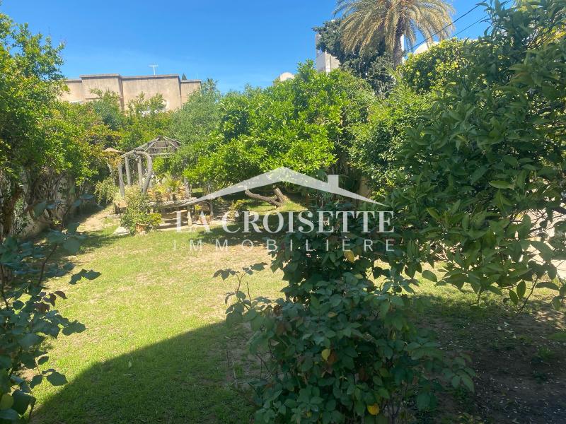 Villa S+3 à La Marsa MVL1684