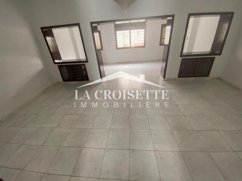 Rez-de-chausée de villa S+3 à La Soukra ZRCL0309