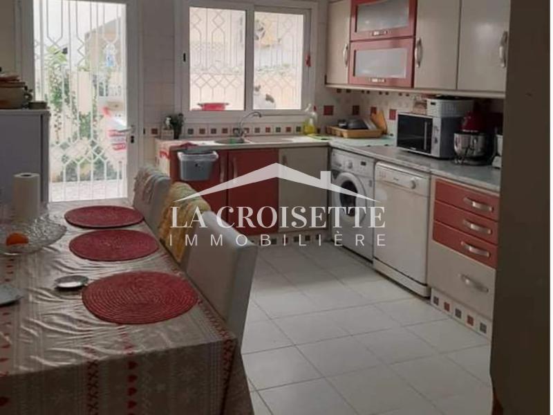 Rez-de-chaussée de villa meublé avec jardin à La Soukra ZRCL0311