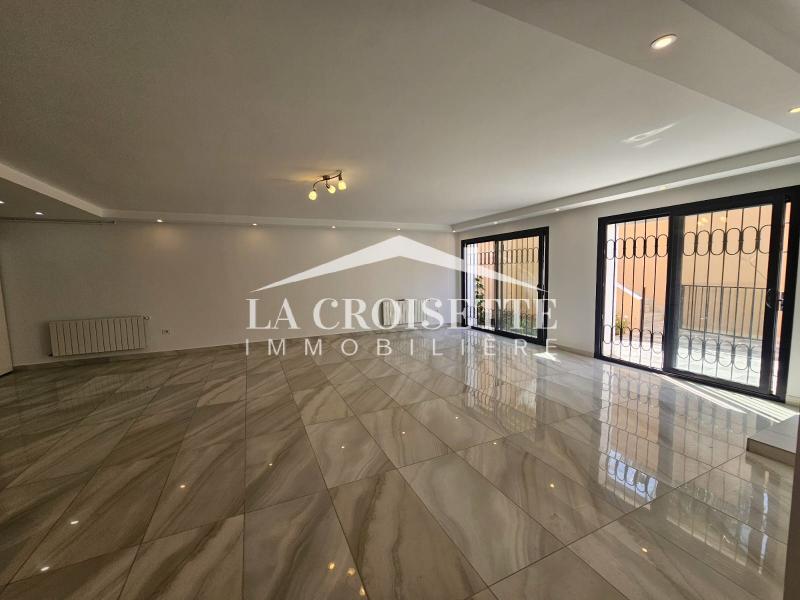 Appartement s+3 à Gammarth MAL0944