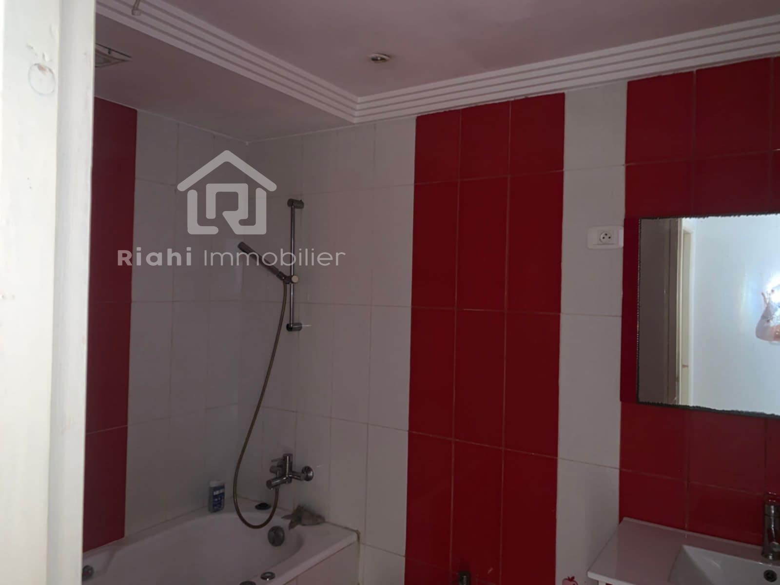 7bf74daf-07c4-4da7-8072-078649388e34