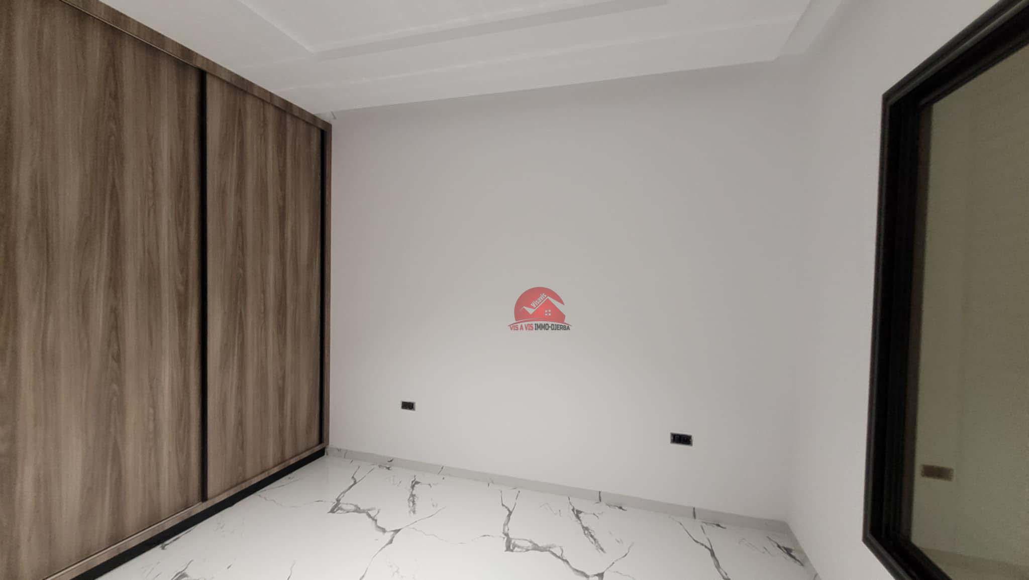 8255243c-31a2-4ad8-964b-4bec33a384ba