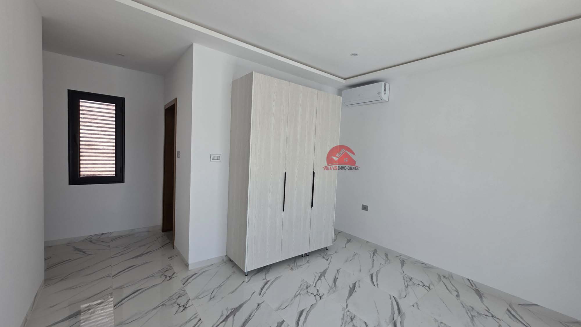 0bb0ab2b-3ca4-412a-aeb4-fd054e706ec0