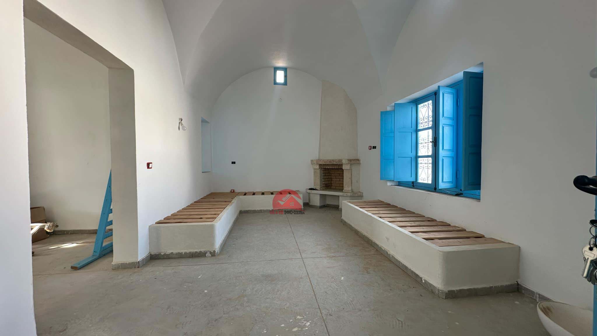 dcd0f4de-a00c-4838-95ee-f3f178d20730