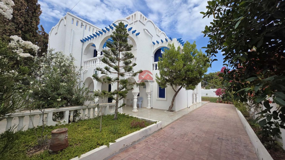 POUR INVESTISSEMENT LOCATIF À DJERBA ZT – RÉF V720