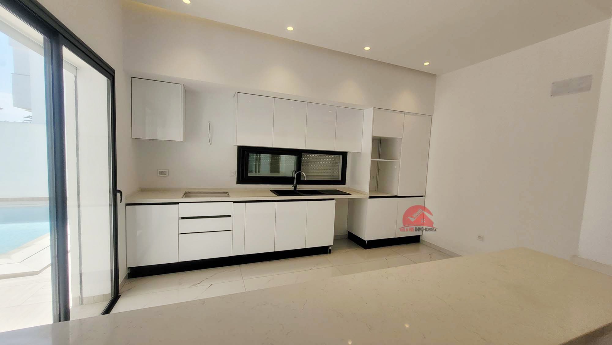 4ac51f21-ee46-4f0c-169-e27307bb04ed