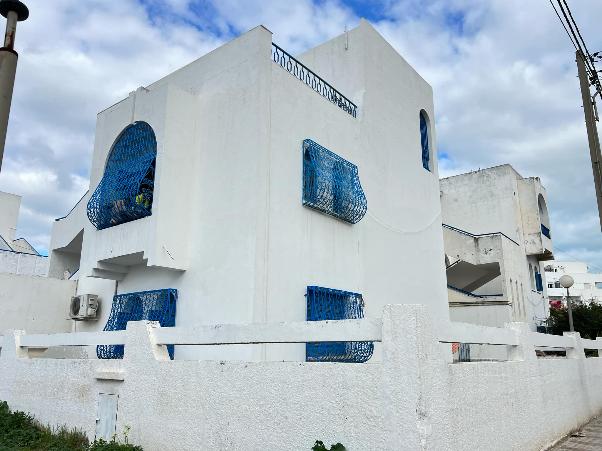 6e95a25c-db2a-467e-90ee-605337050c12