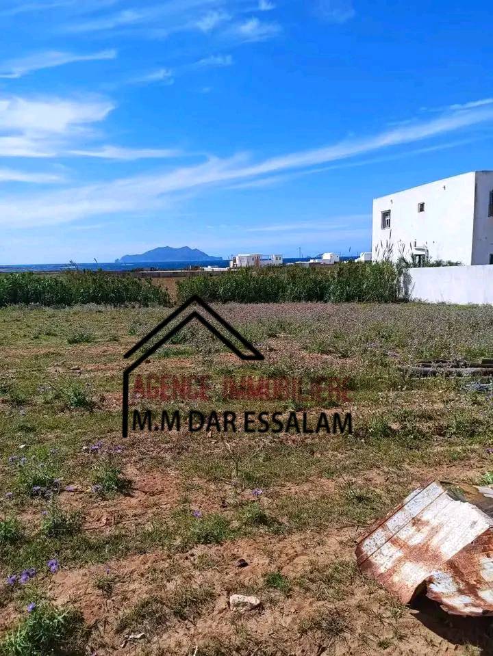 terrain à vendre près de la mer